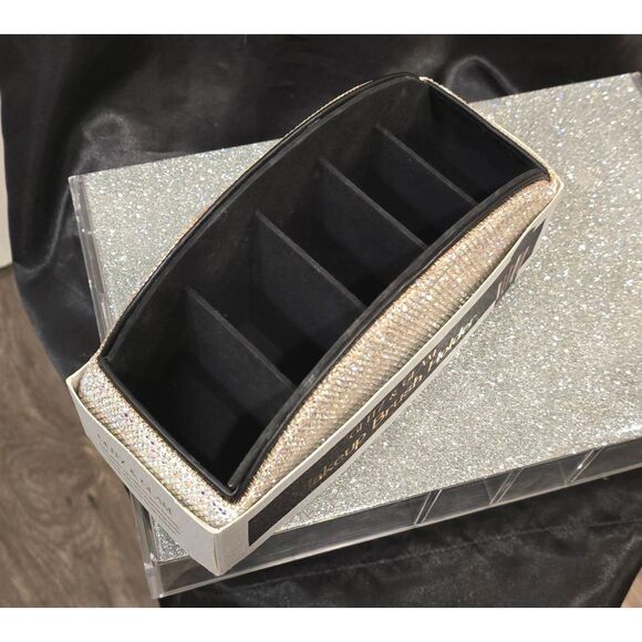 Glitz & Glam Rhinestone Bling Makeup Brush Holder - Picture 8 of 9